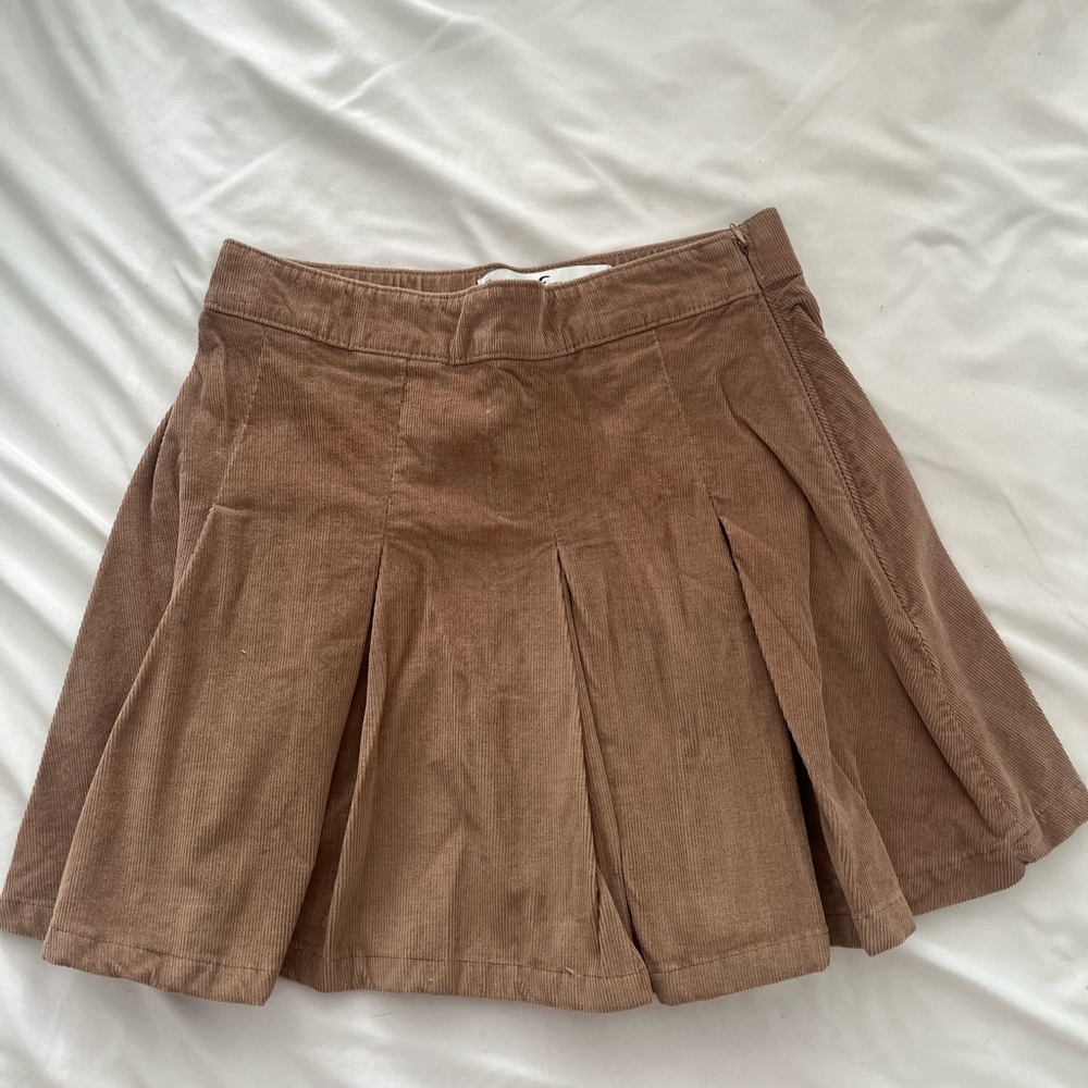 Brown skirt
